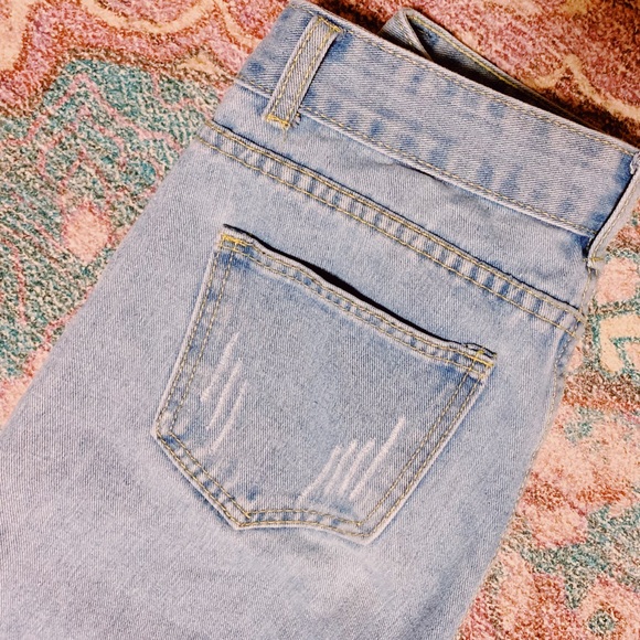 Ripped Denim Jeans - Picture 3 of 3